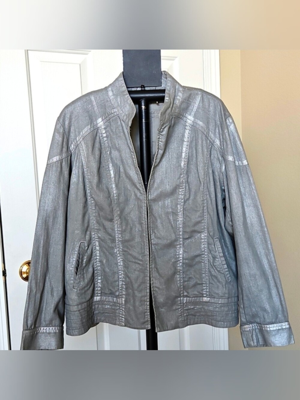 CHICO'S Platinum Women's Jacket sz 3 - Metallic Silver Tone